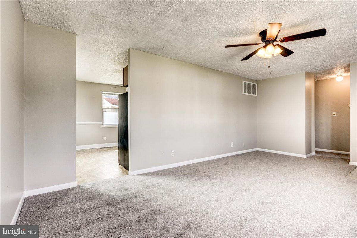 MUNROE GARDENS - Residential