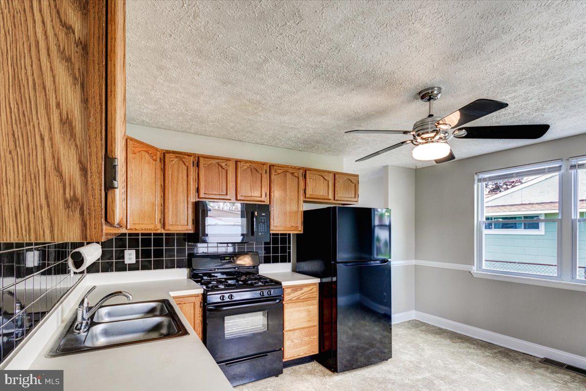 MUNROE GARDENS - Residential