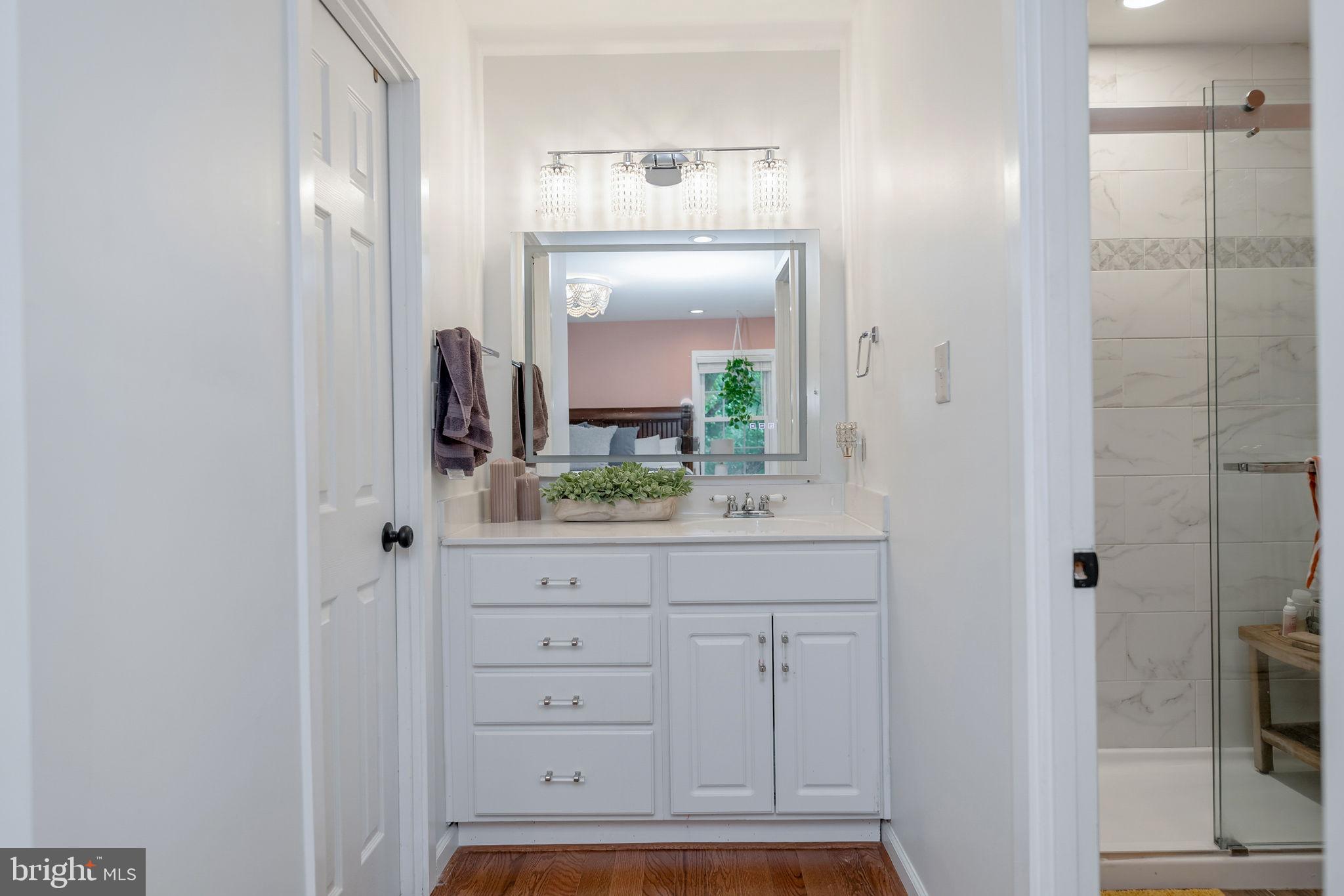 LAKEWOOD HILLS - Residential