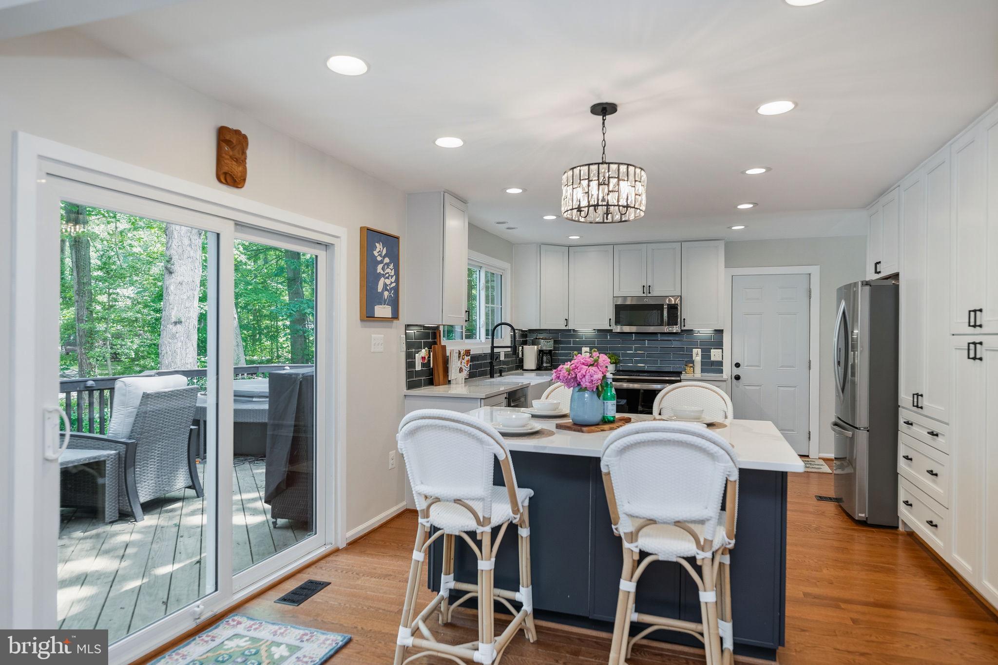 LAKEWOOD HILLS - Residential
