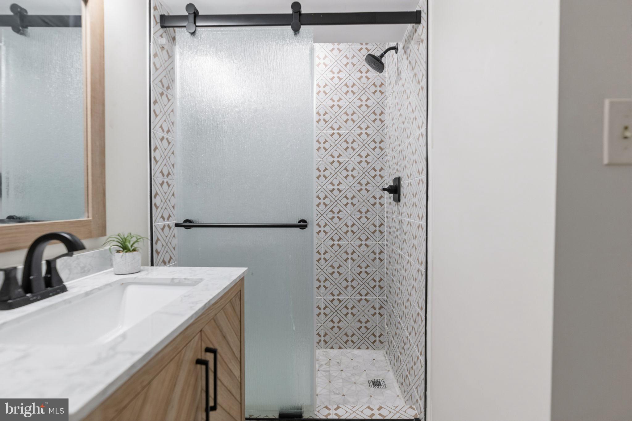 LAKEWOOD HILLS - Residential