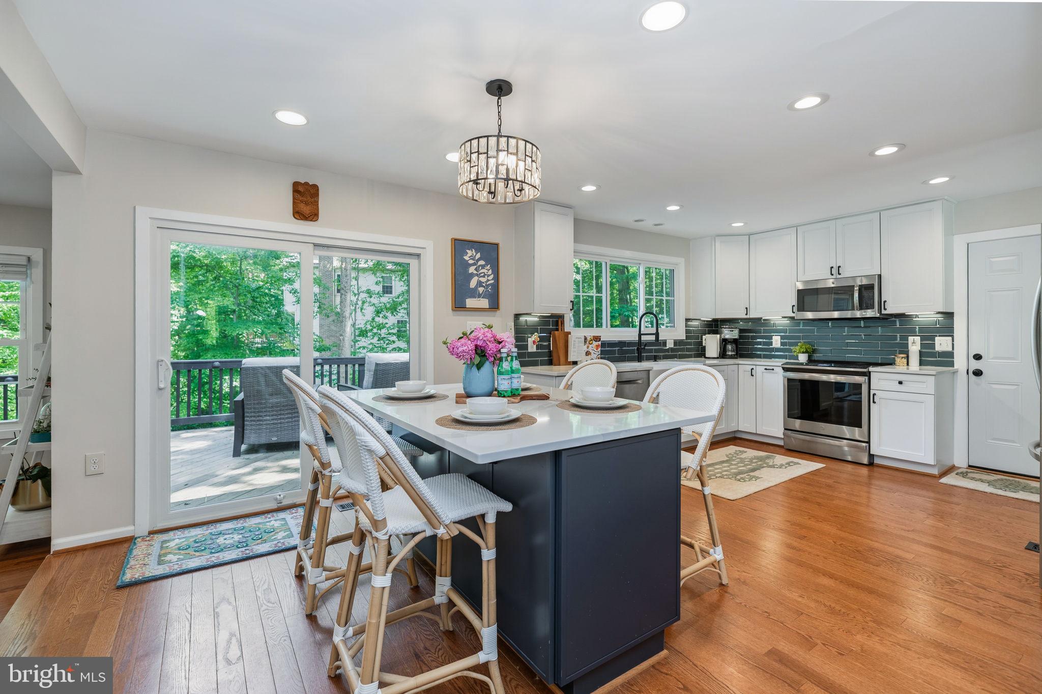 LAKEWOOD HILLS - Residential