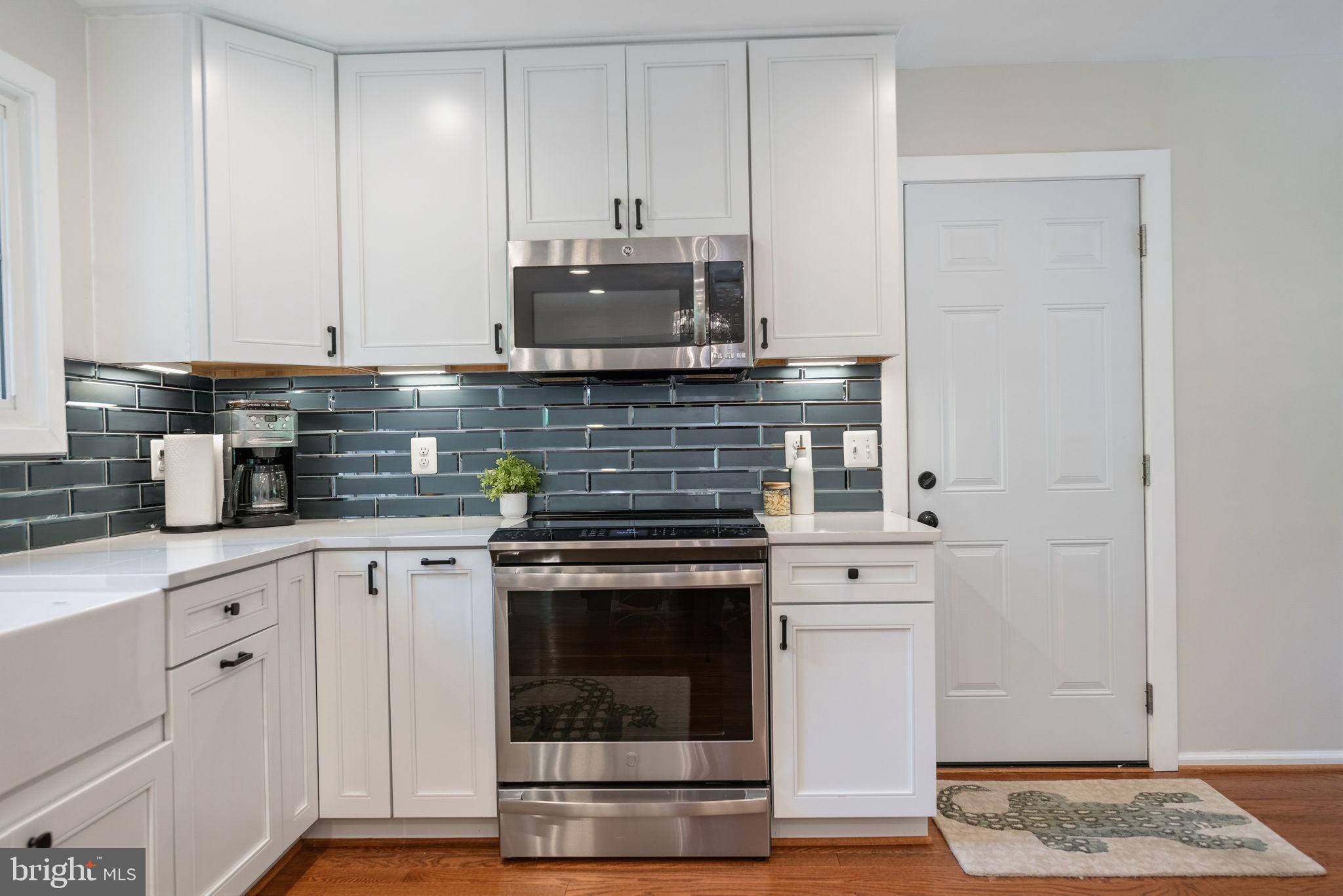 LAKEWOOD HILLS - Residential