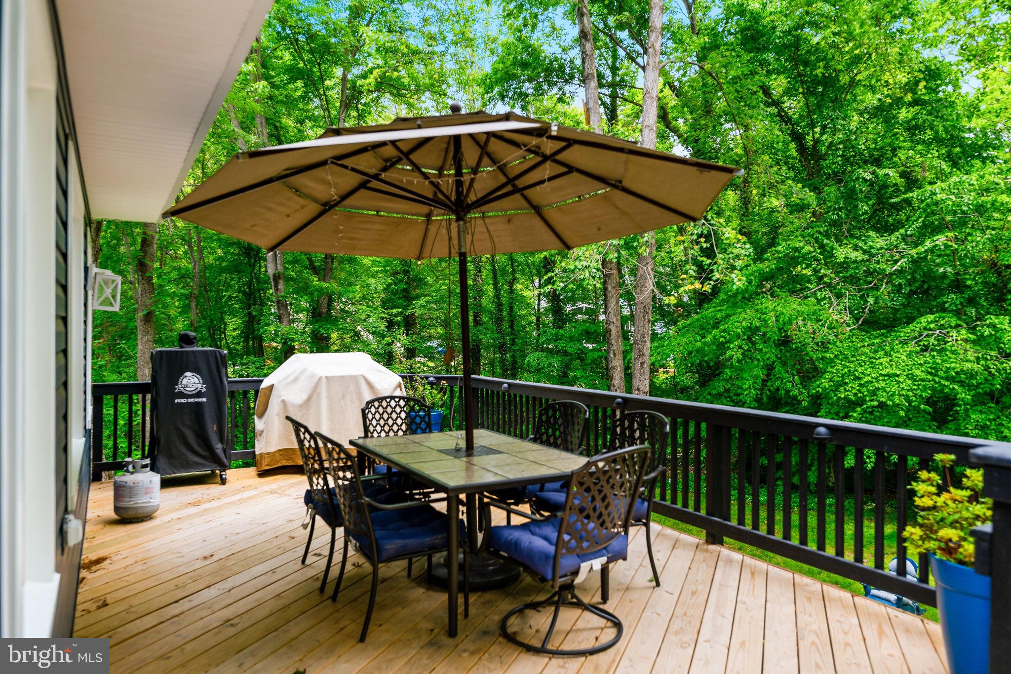 LAKEWOOD HILLS - Residential