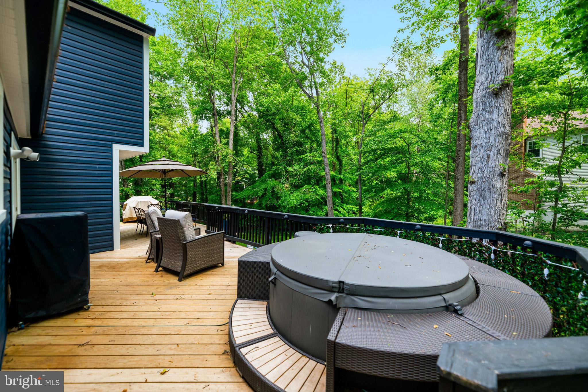 LAKEWOOD HILLS - Residential