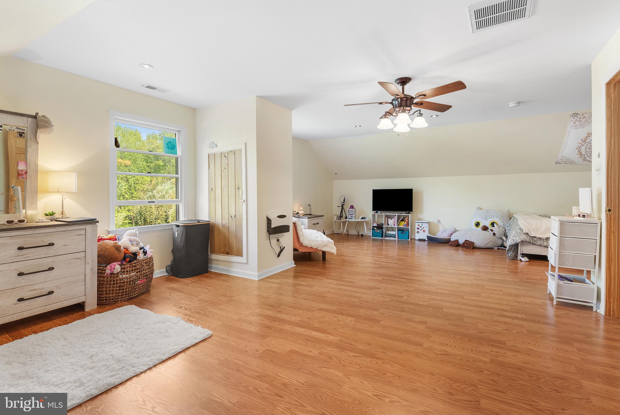 PEARCE CREEK - Residential