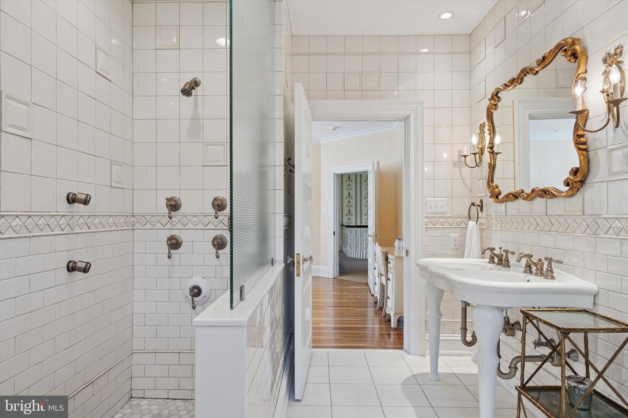 MERION - Residential