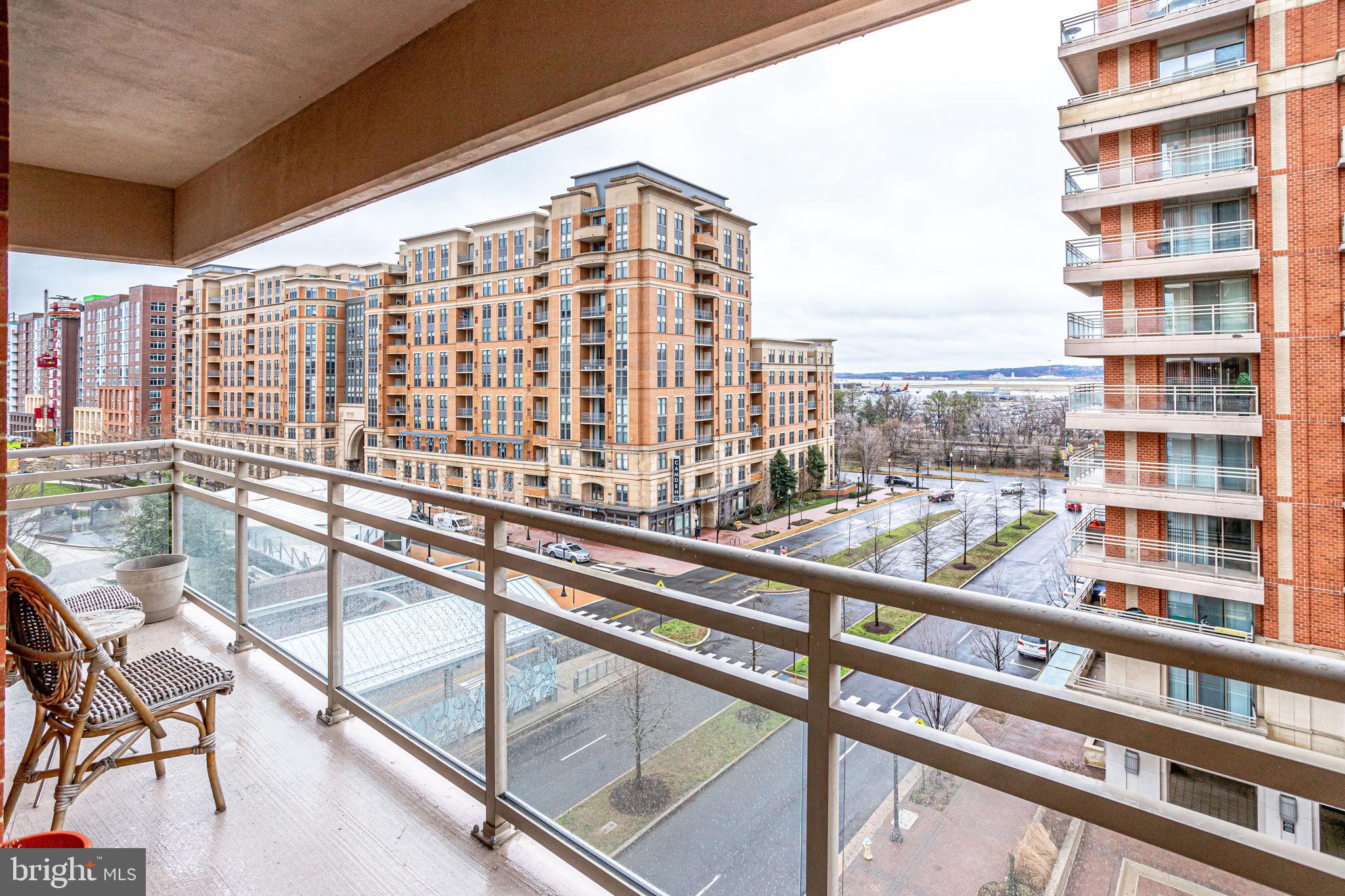 ECLIPSE ON CENTER PARK - Residential Lease