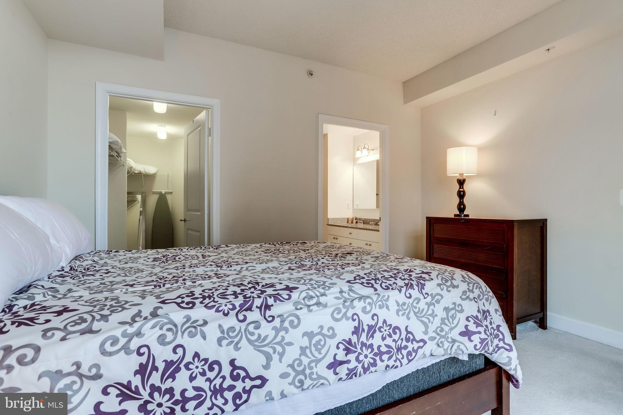 ECLIPSE ON CENTER PARK - Residential Lease