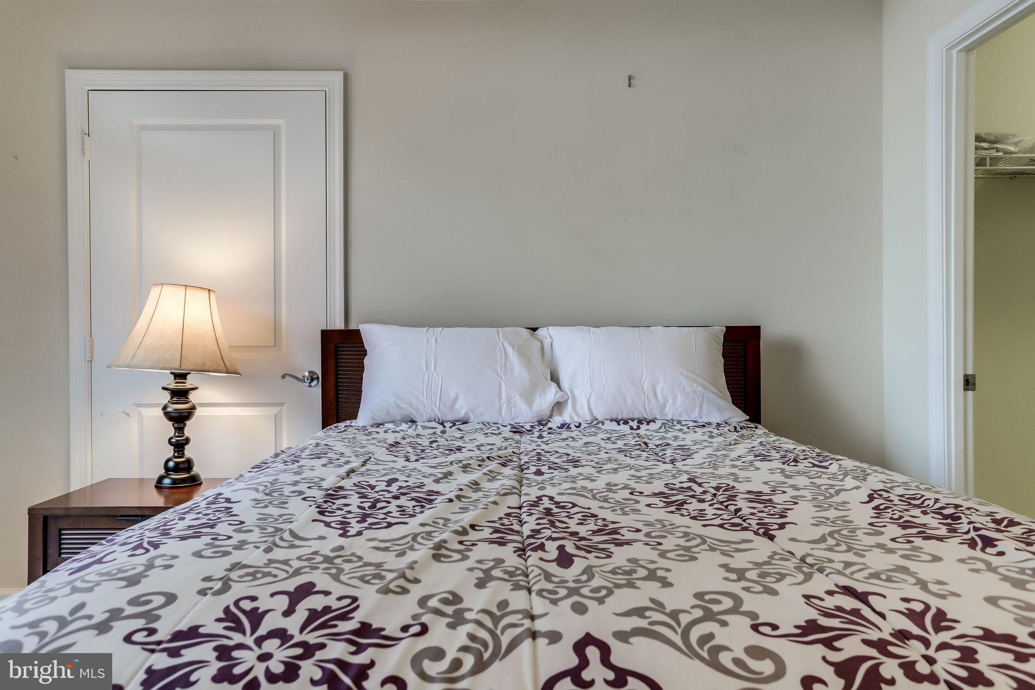 ECLIPSE ON CENTER PARK - Residential Lease