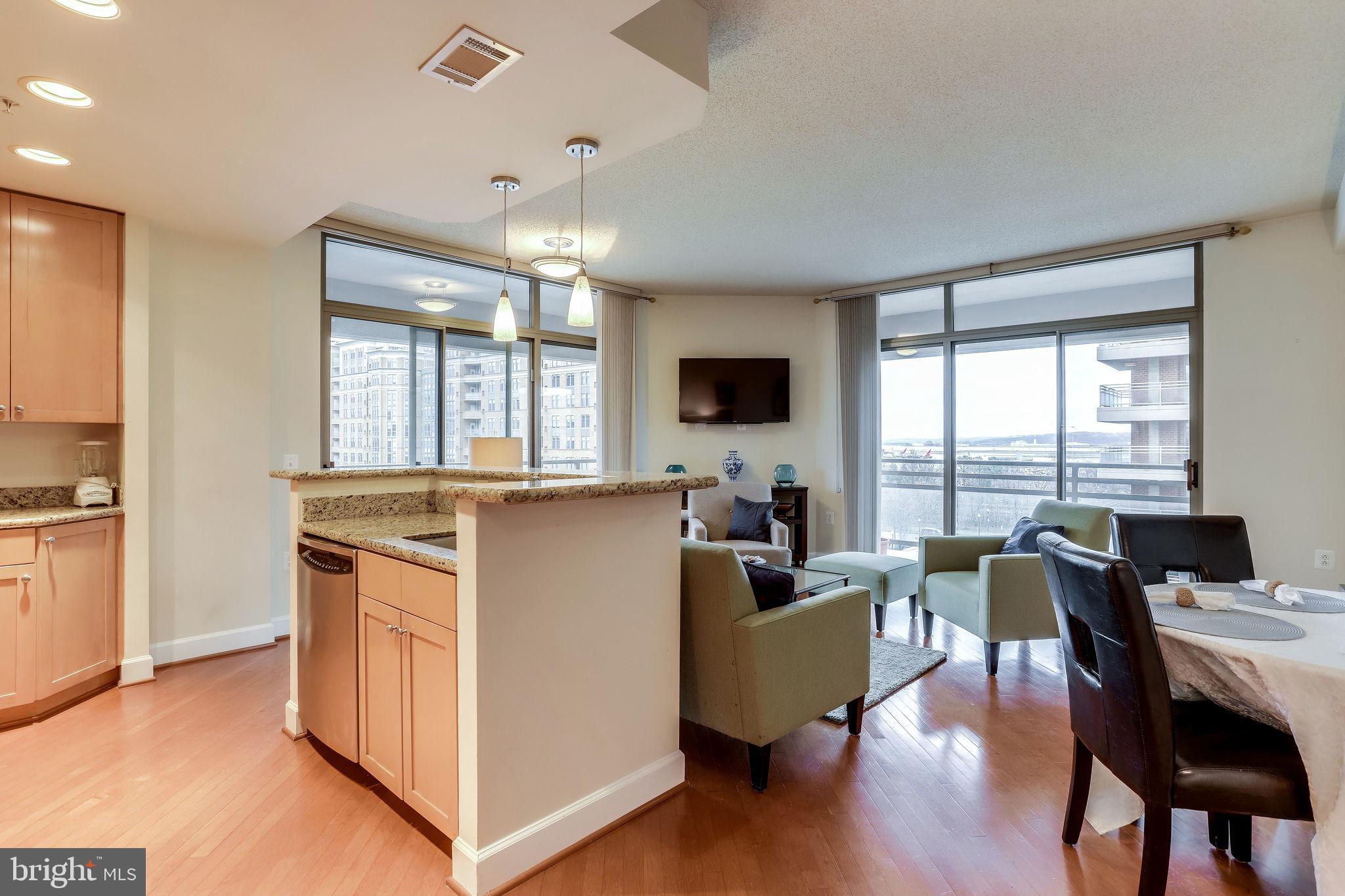 ECLIPSE ON CENTER PARK - Residential Lease