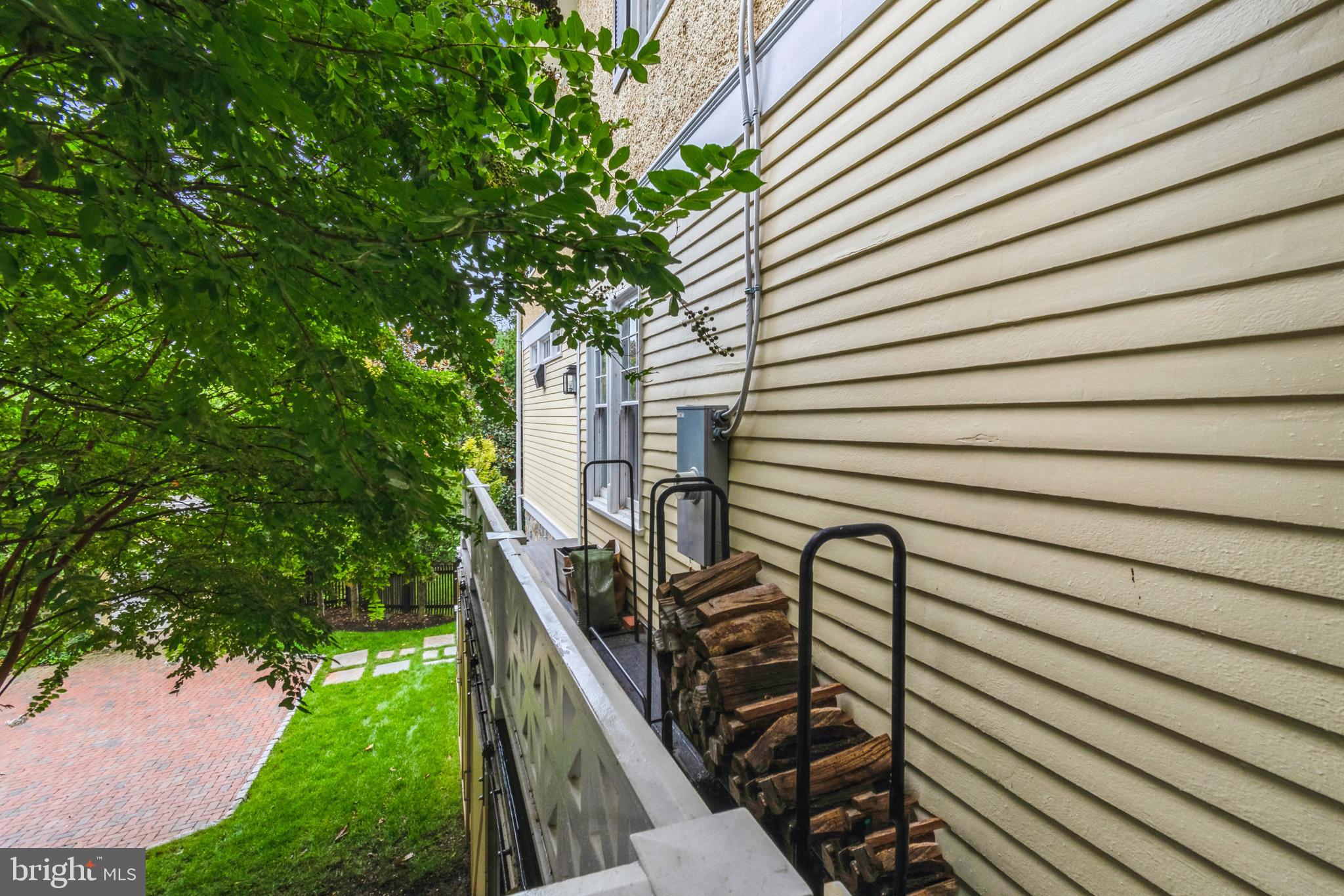 CLEVELAND PARK - Residential
