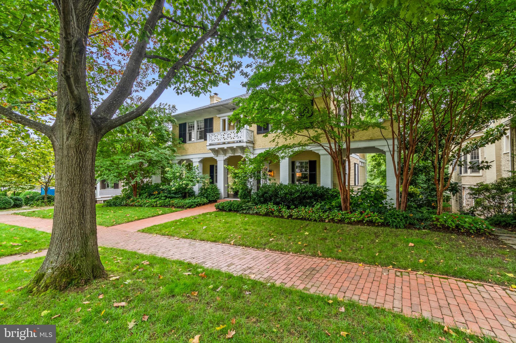 CLEVELAND PARK - Residential