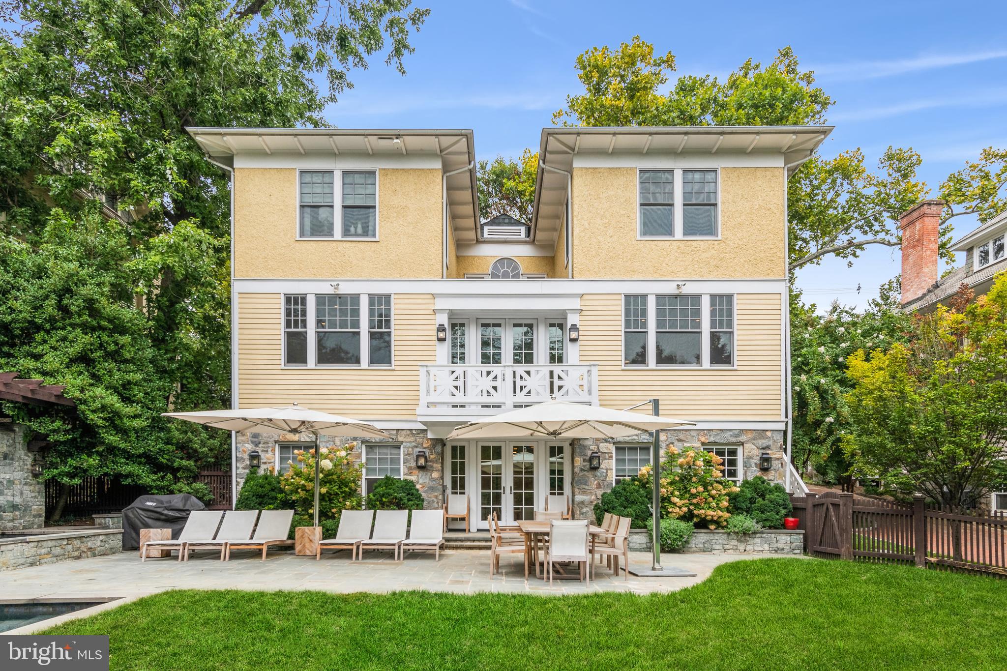 CLEVELAND PARK - Residential