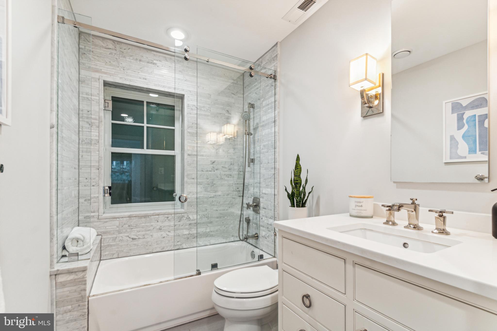 CLEVELAND PARK - Residential