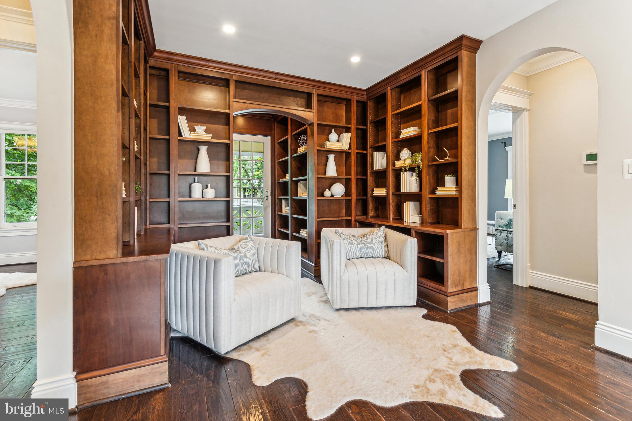 CLEVELAND PARK - Residential