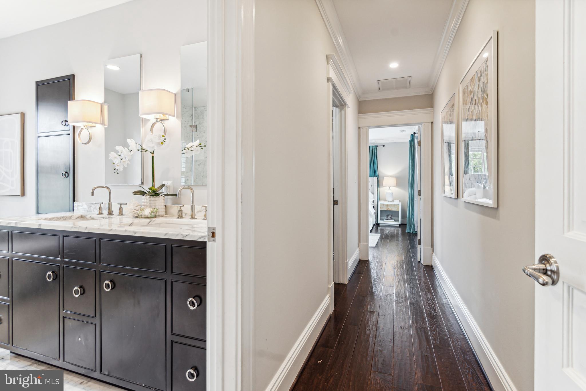 CLEVELAND PARK - Residential