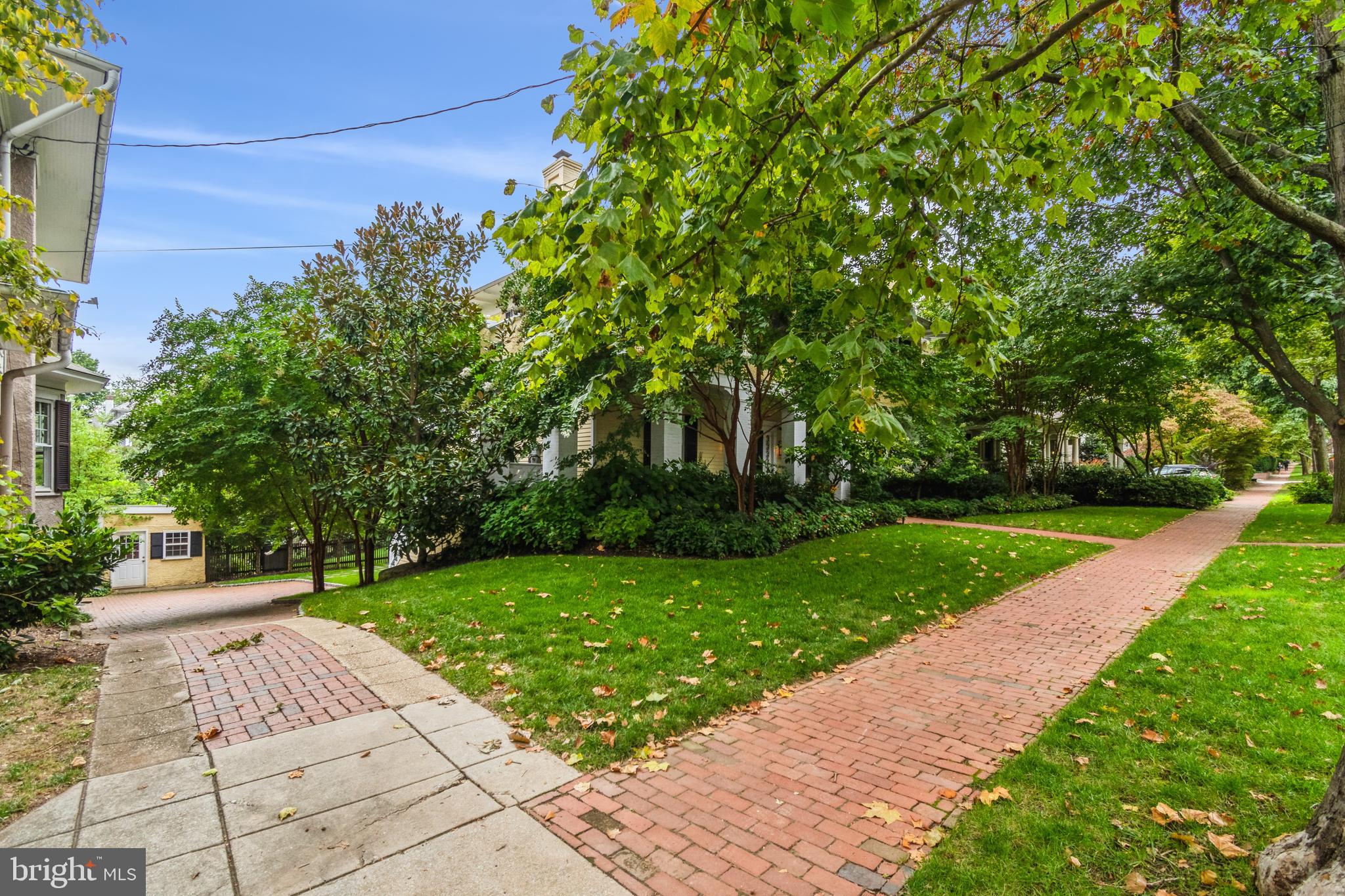 CLEVELAND PARK - Residential
