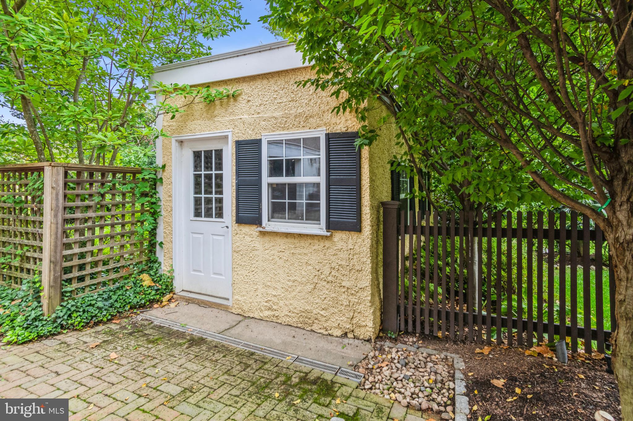 CLEVELAND PARK - Residential