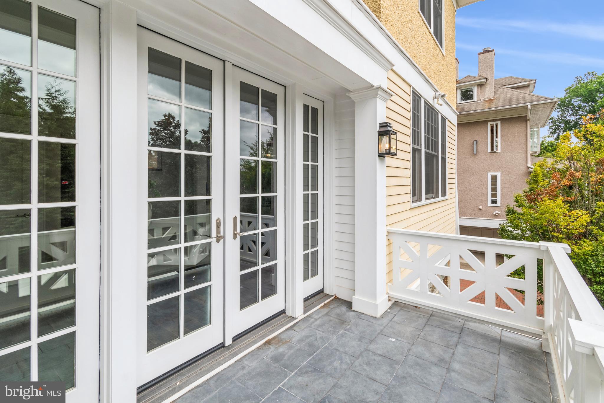 CLEVELAND PARK - Residential