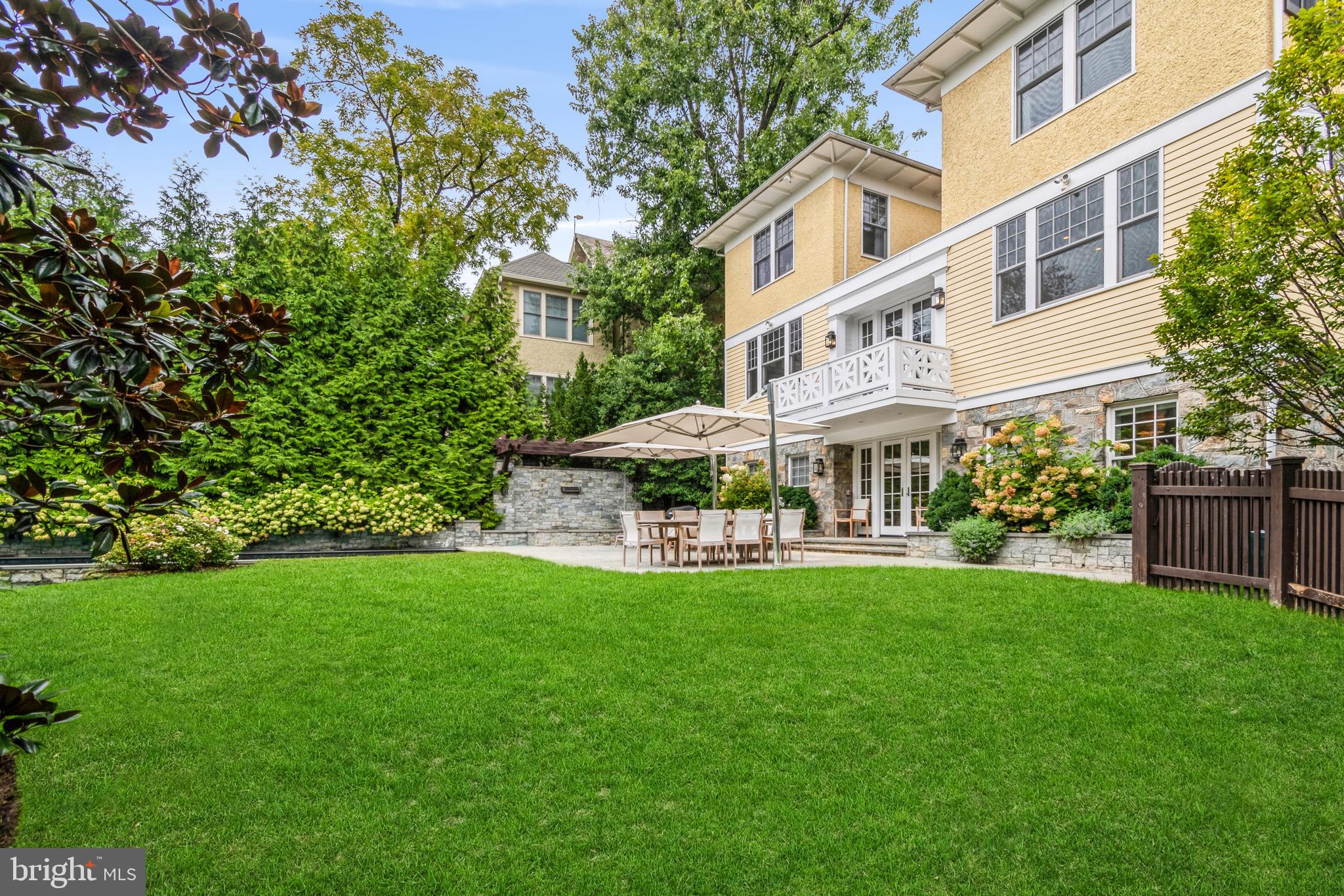 CLEVELAND PARK - Residential