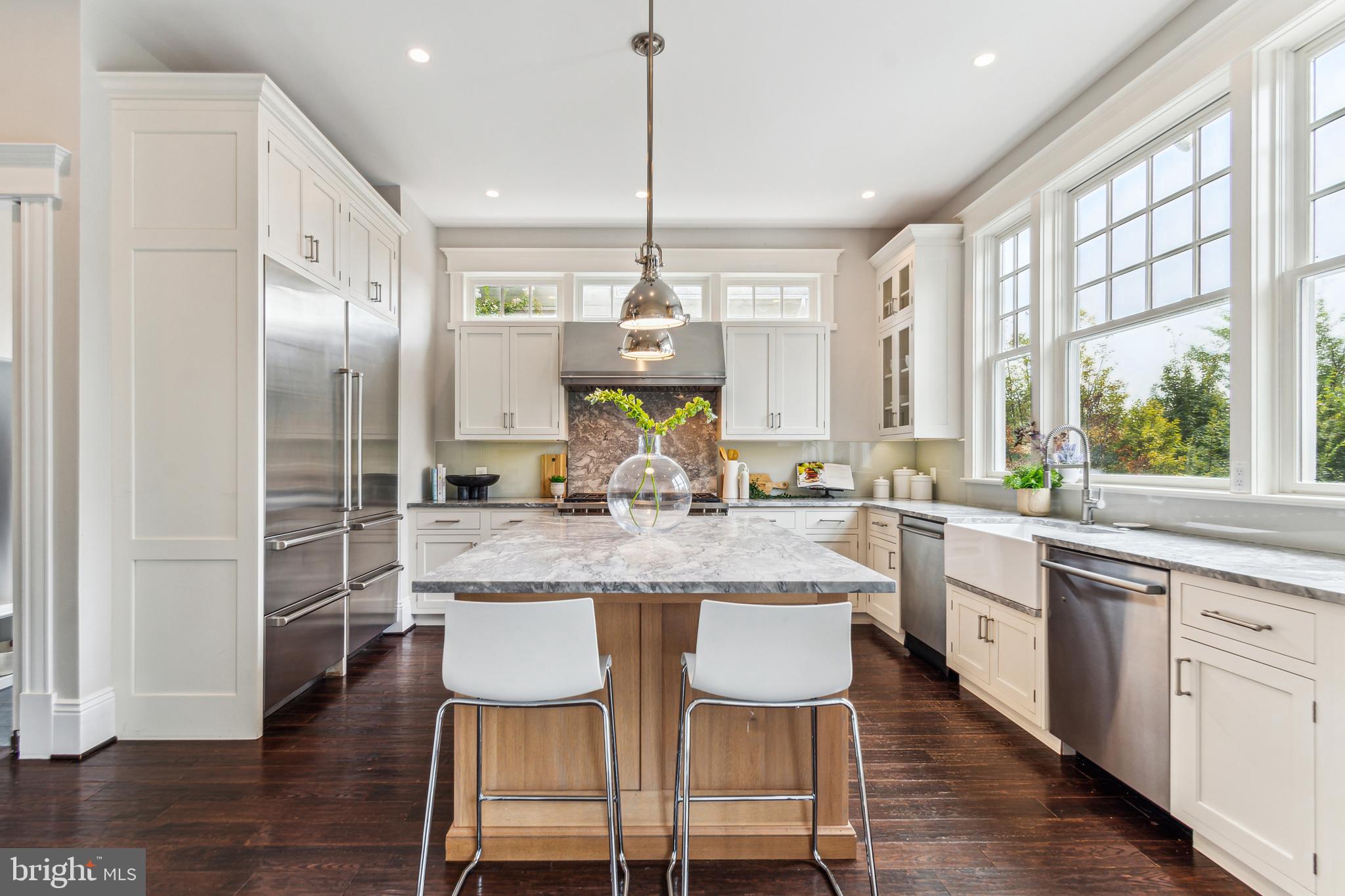 CLEVELAND PARK - Residential
