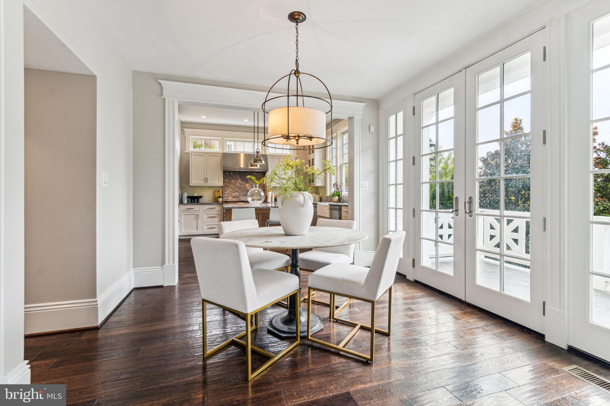 CLEVELAND PARK - Residential