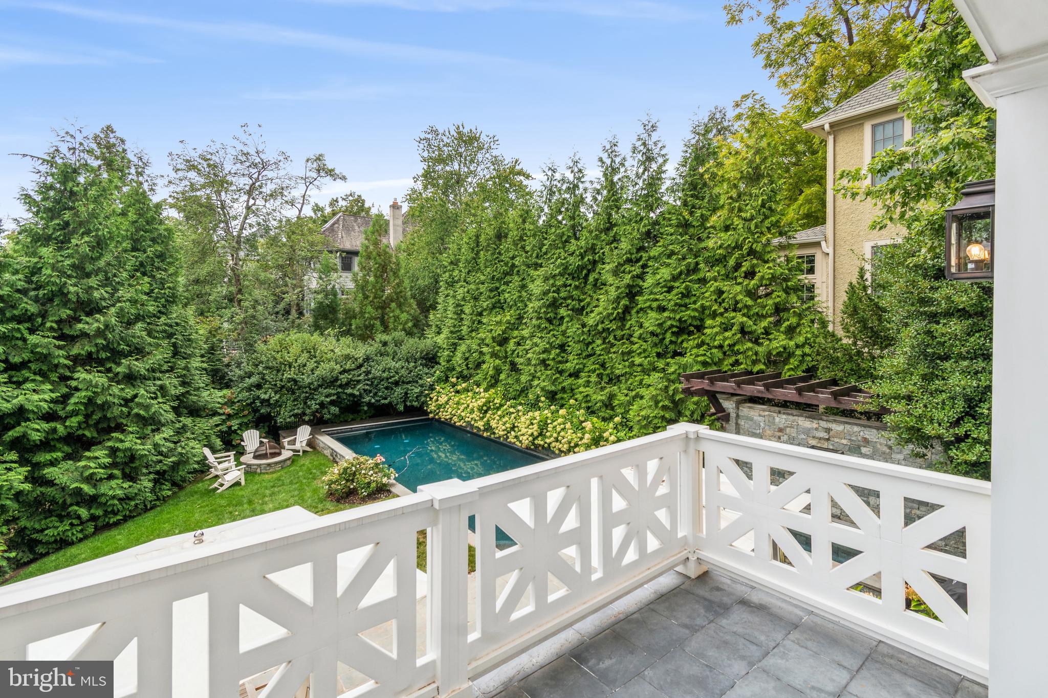 CLEVELAND PARK - Residential