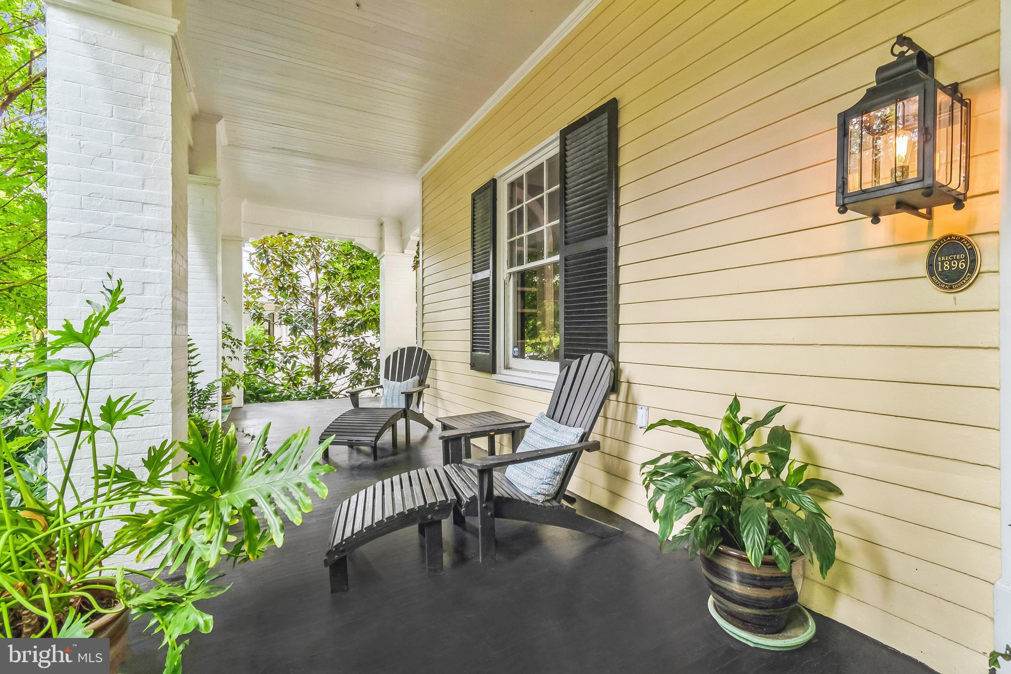 CLEVELAND PARK - Residential