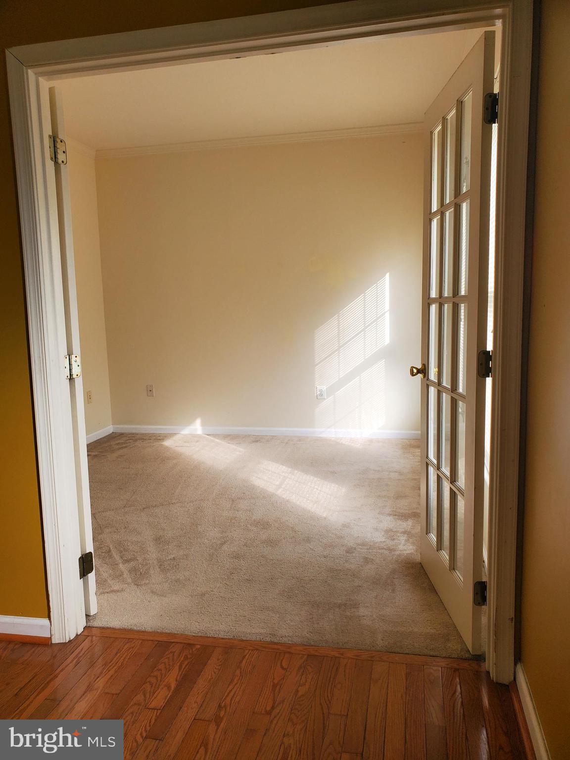 HAMPTON OAKS - Residential Lease