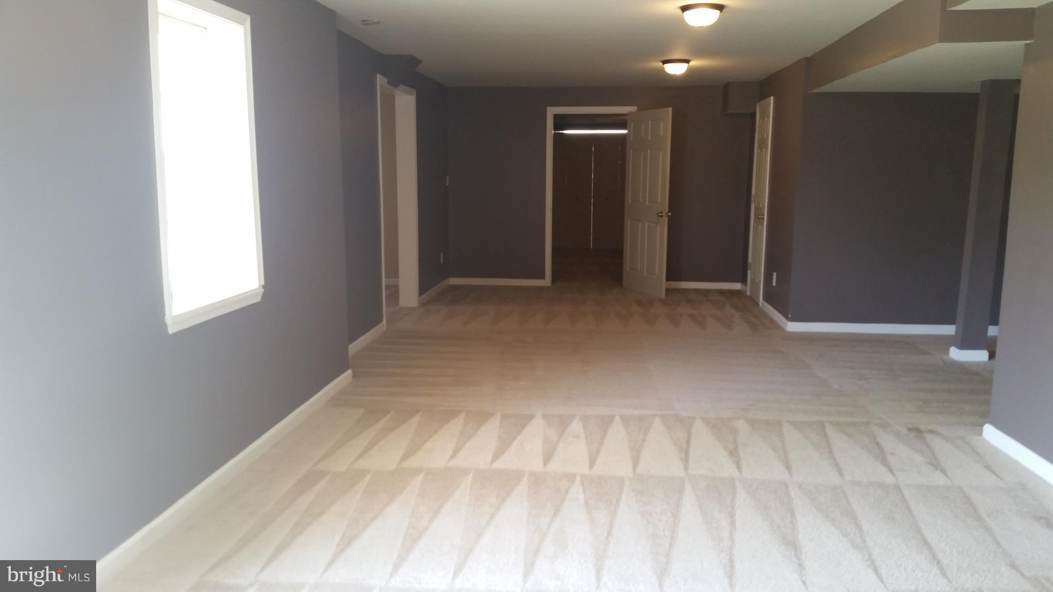 HAMPTON OAKS - Residential Lease