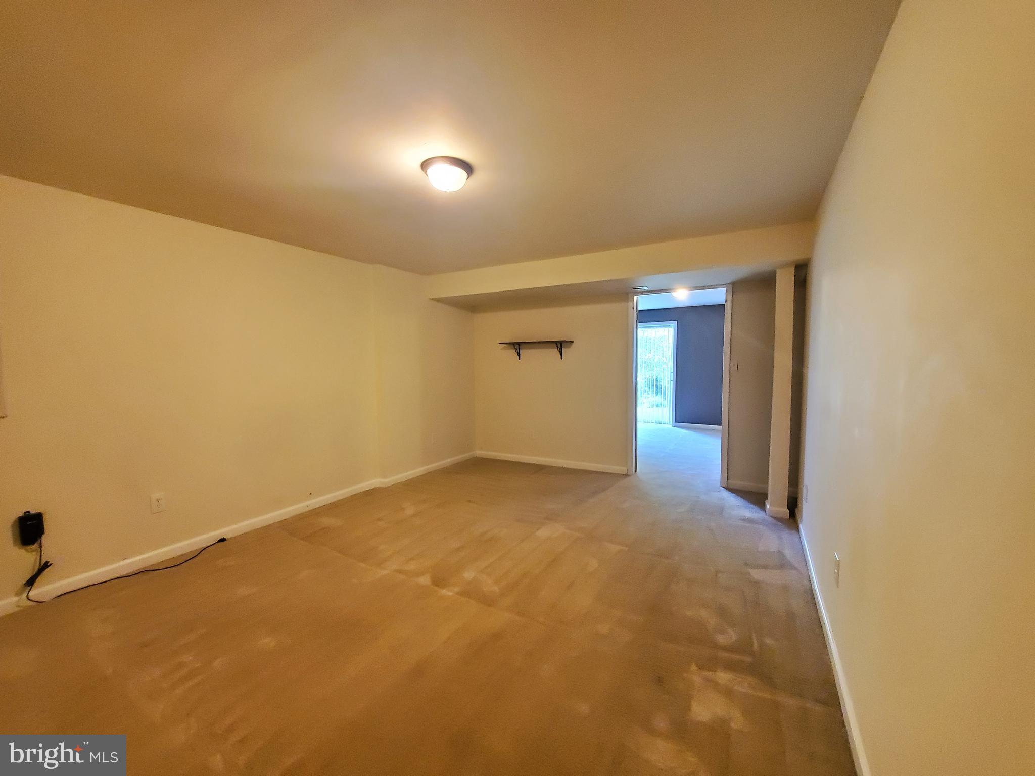 HAMPTON OAKS - Residential Lease