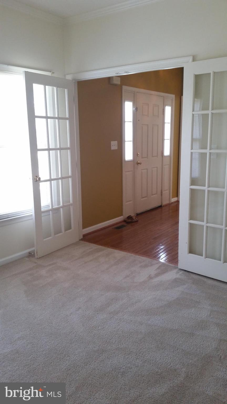 HAMPTON OAKS - Residential Lease