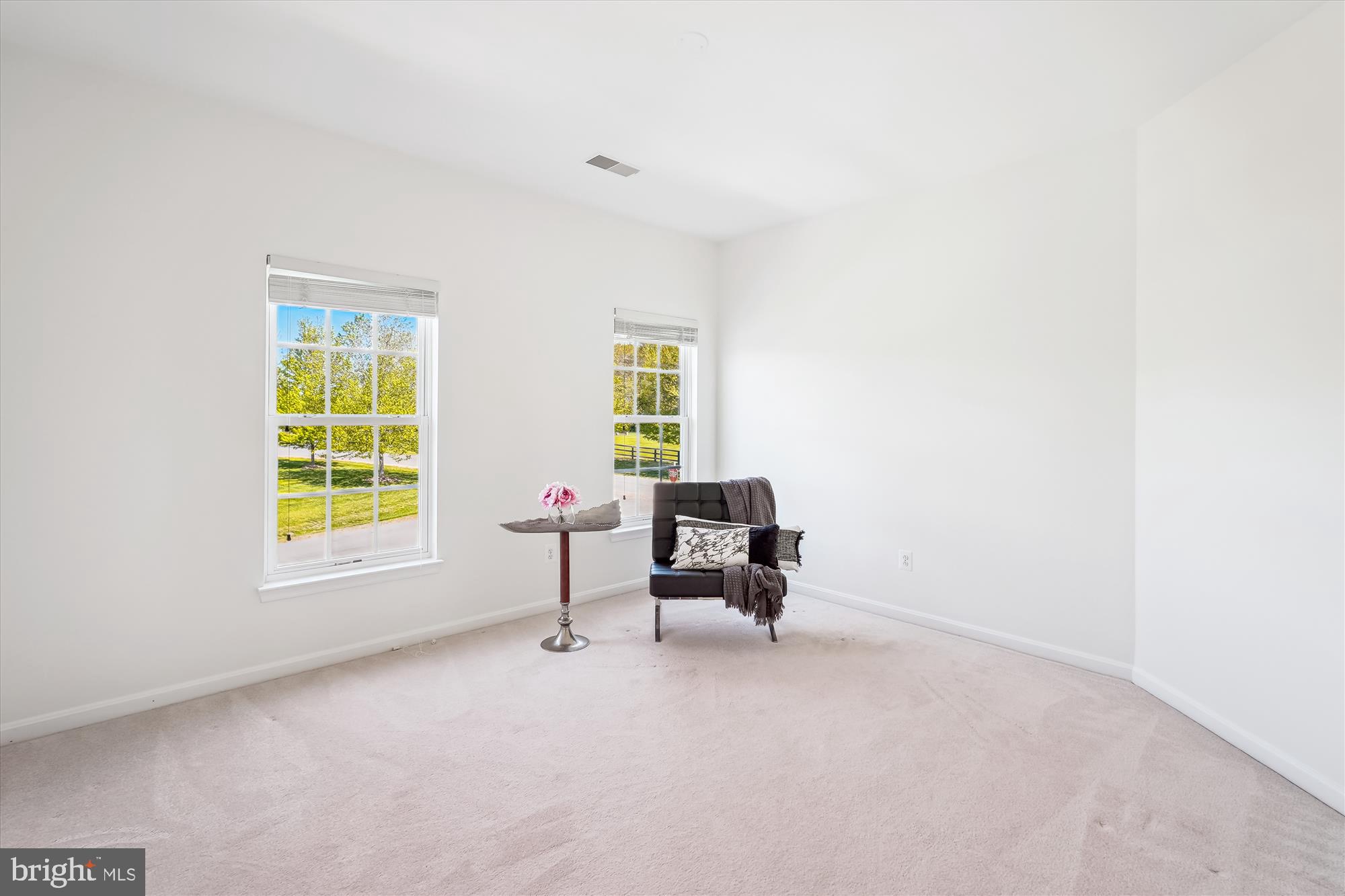 OAK KNOLL HAMLET - Residential