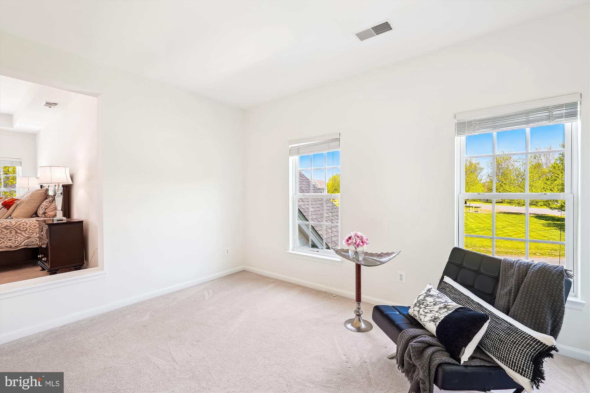 OAK KNOLL HAMLET - Residential