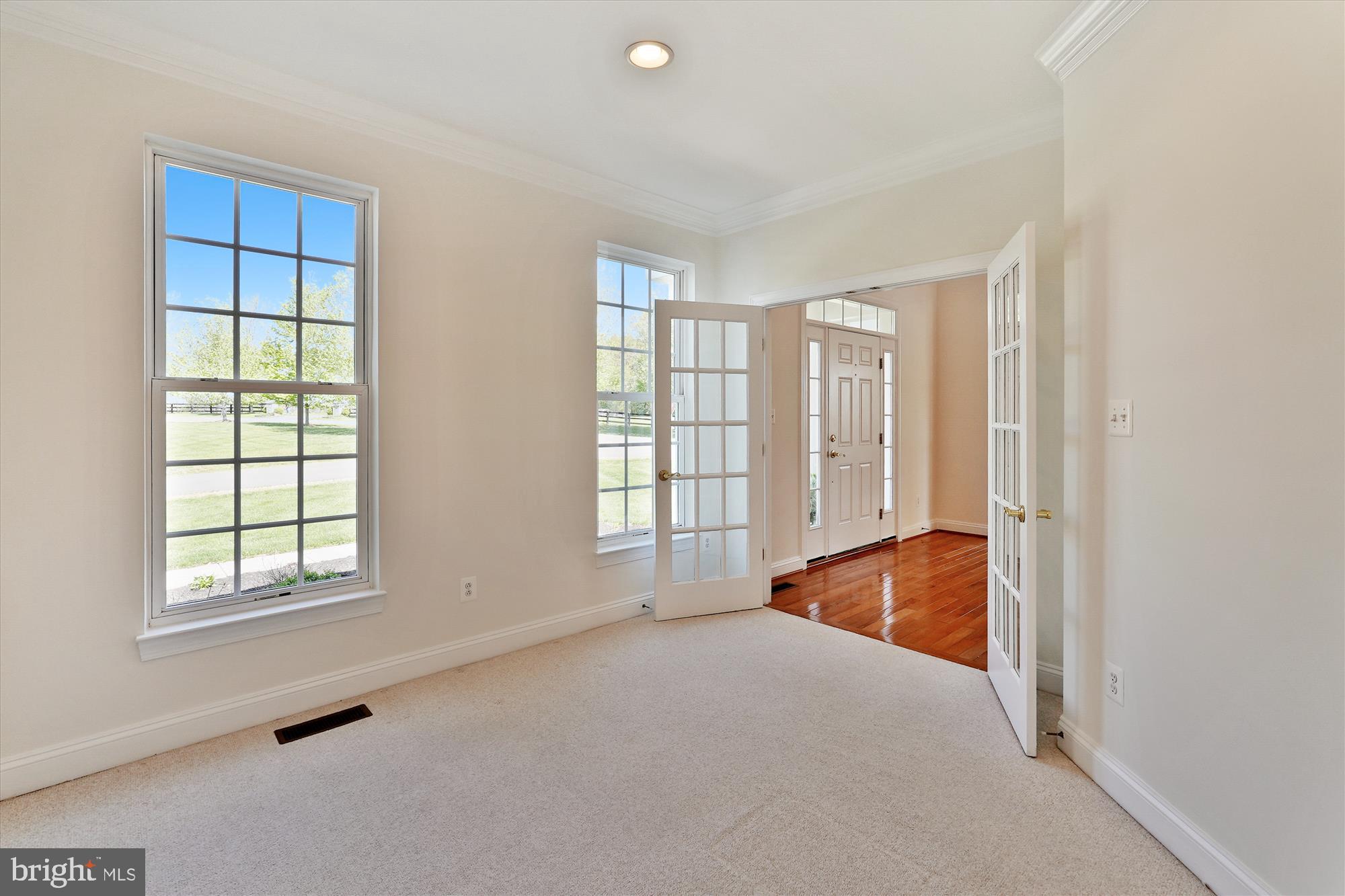 OAK KNOLL HAMLET - Residential