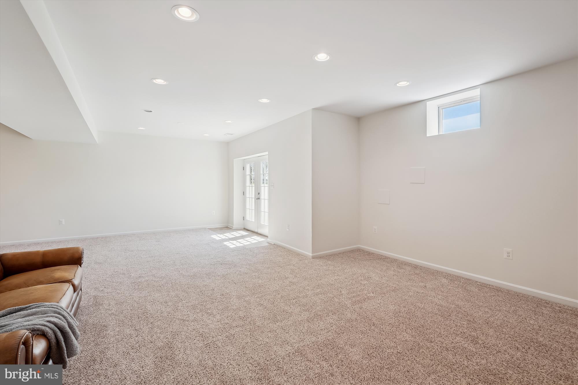 OAK KNOLL HAMLET - Residential