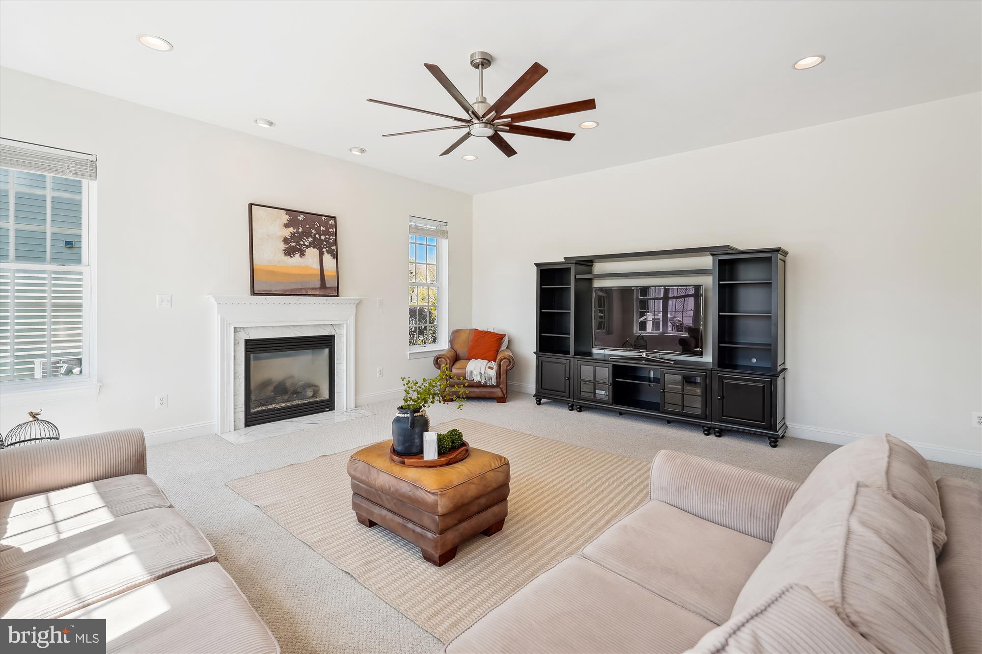 OAK KNOLL HAMLET - Residential