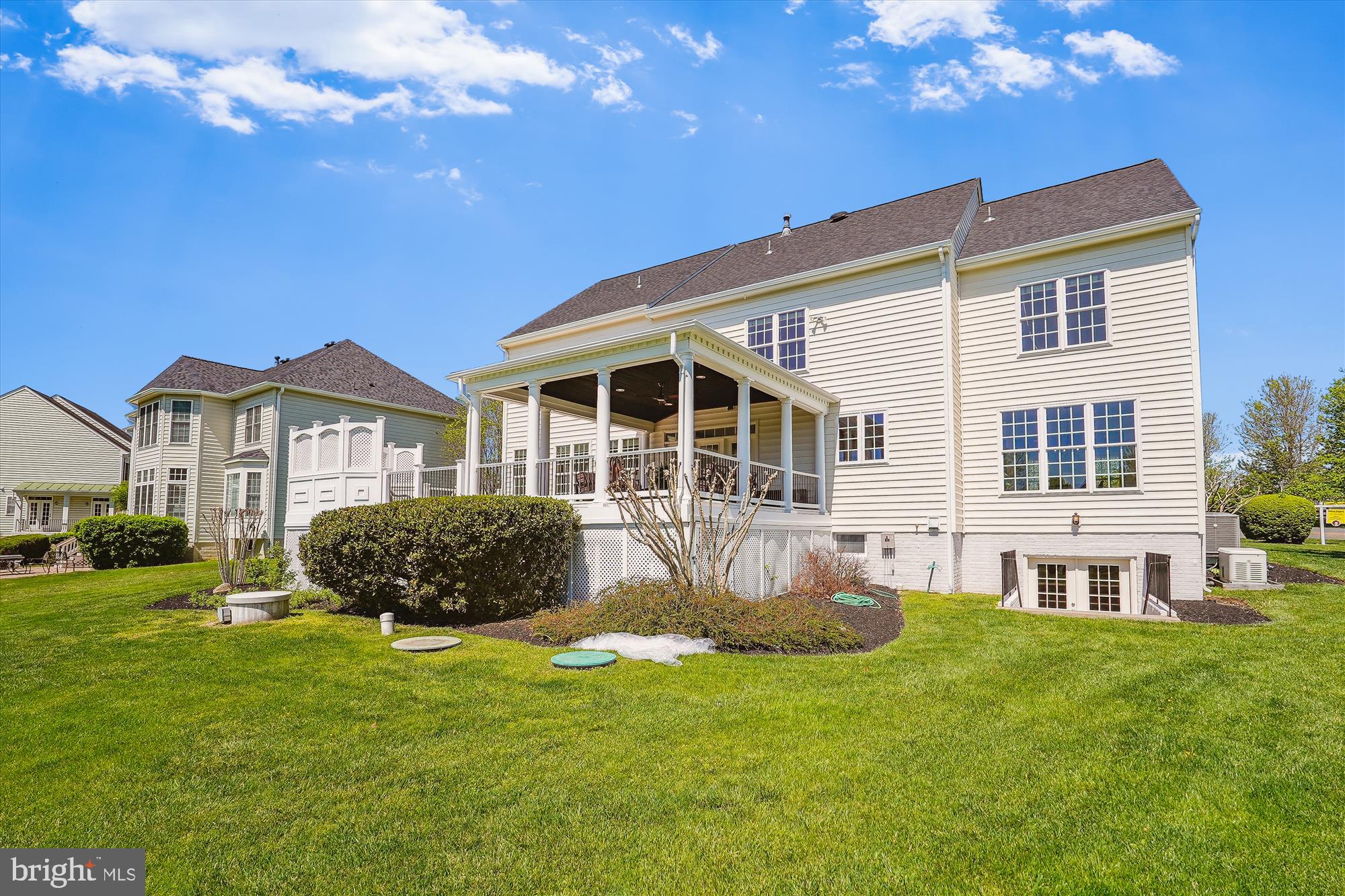 OAK KNOLL HAMLET - Residential