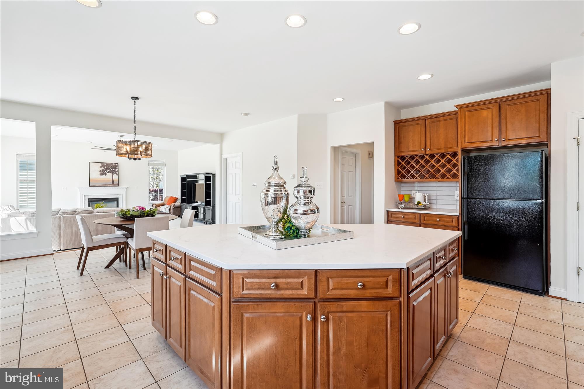 OAK KNOLL HAMLET - Residential