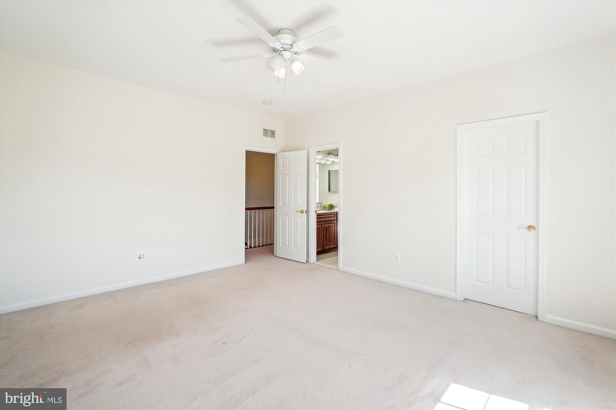 OAK KNOLL HAMLET - Residential