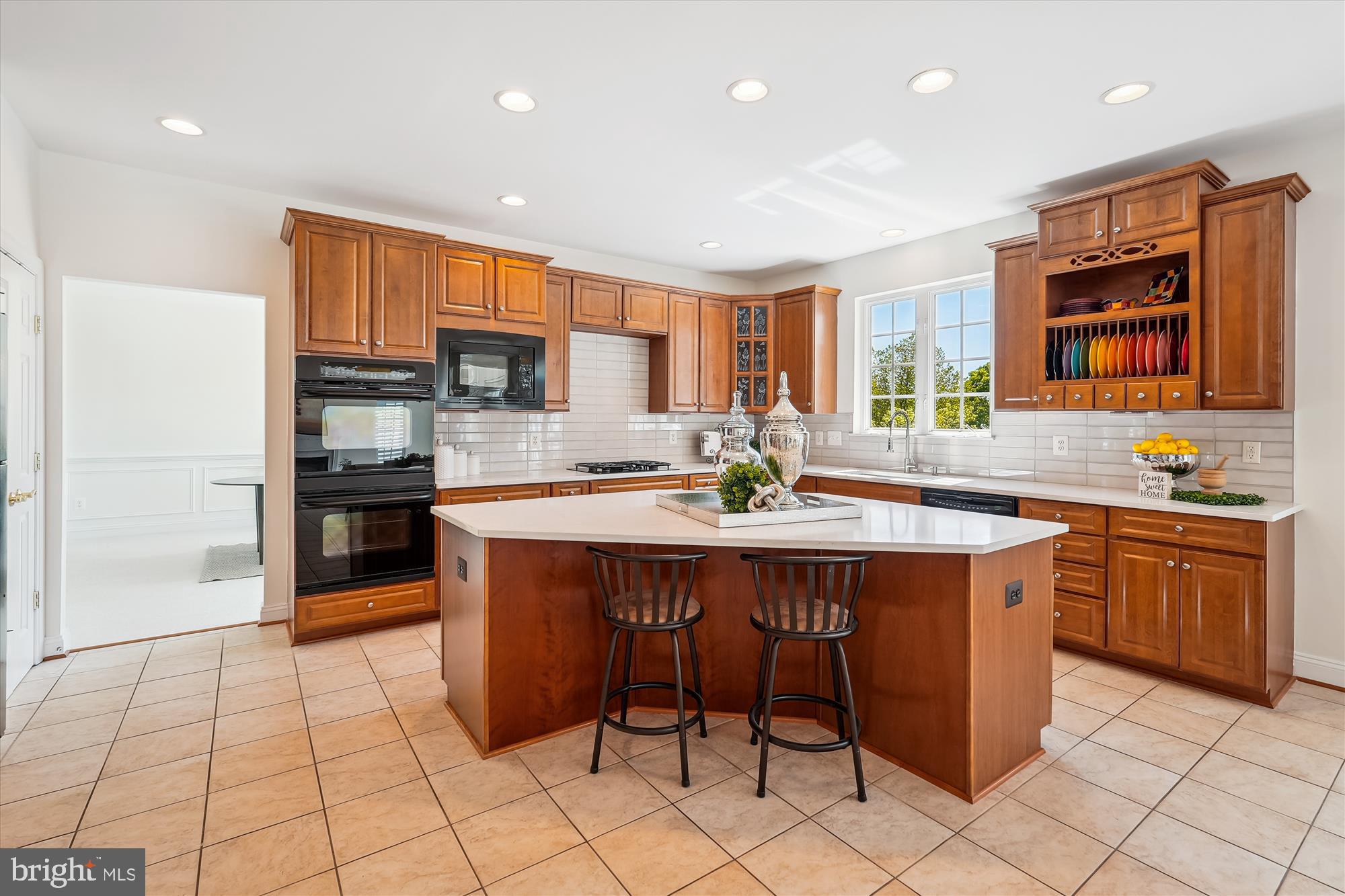 OAK KNOLL HAMLET - Residential