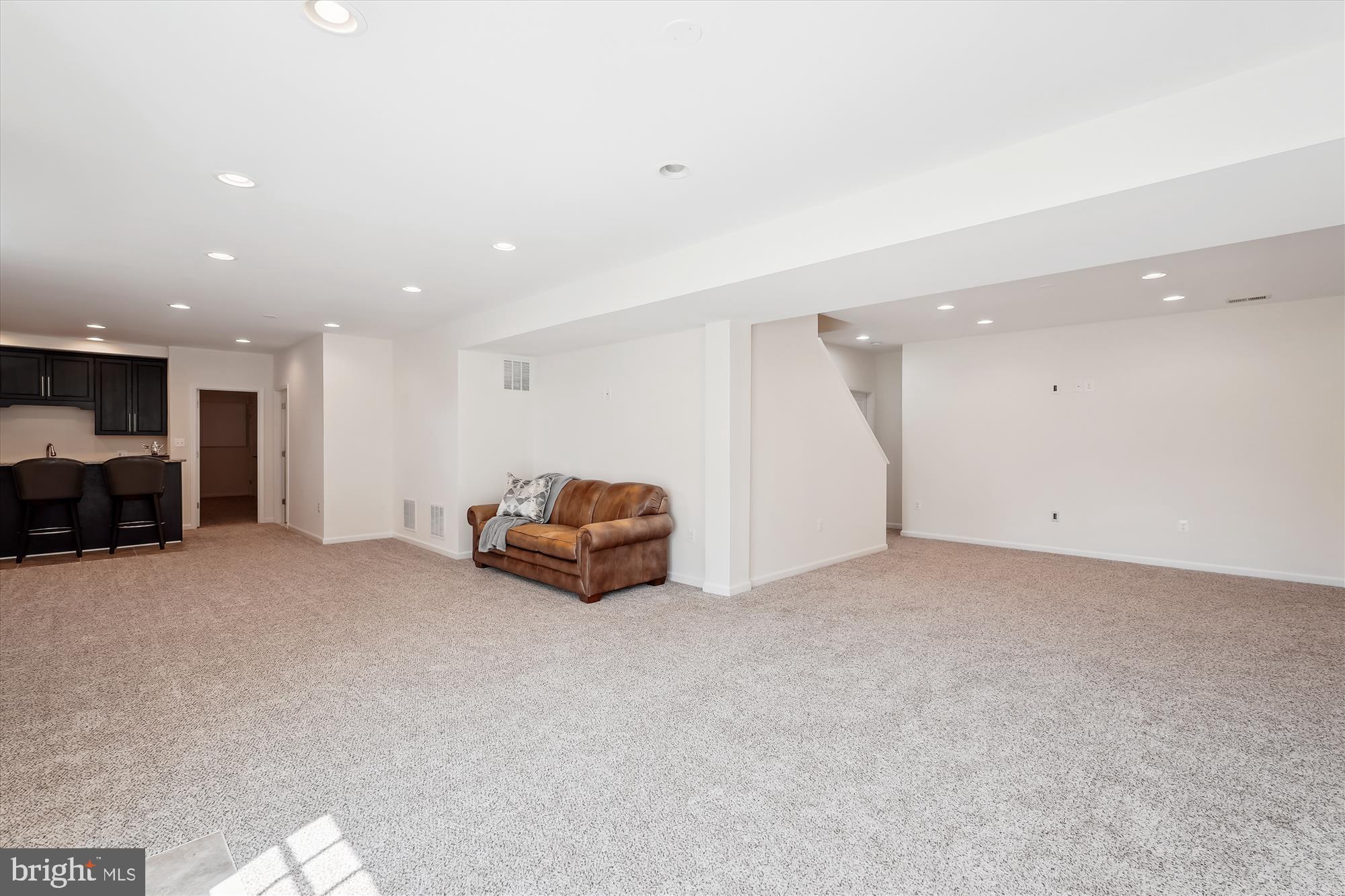 OAK KNOLL HAMLET - Residential