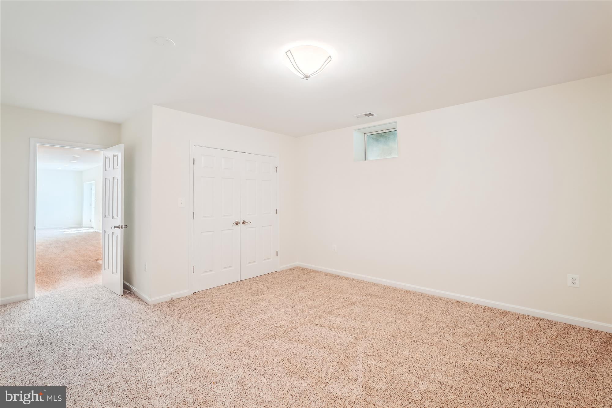 OAK KNOLL HAMLET - Residential