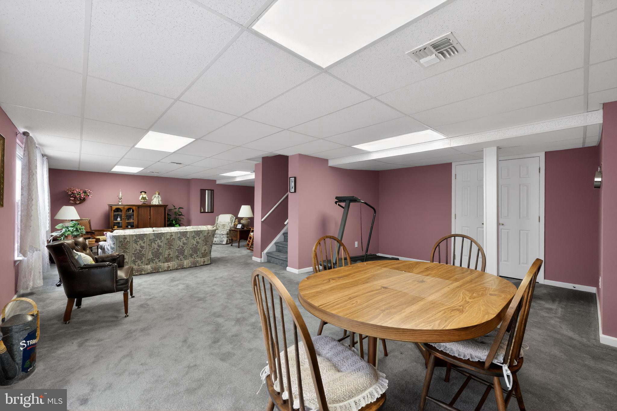 FOX HILL FARM - Residential