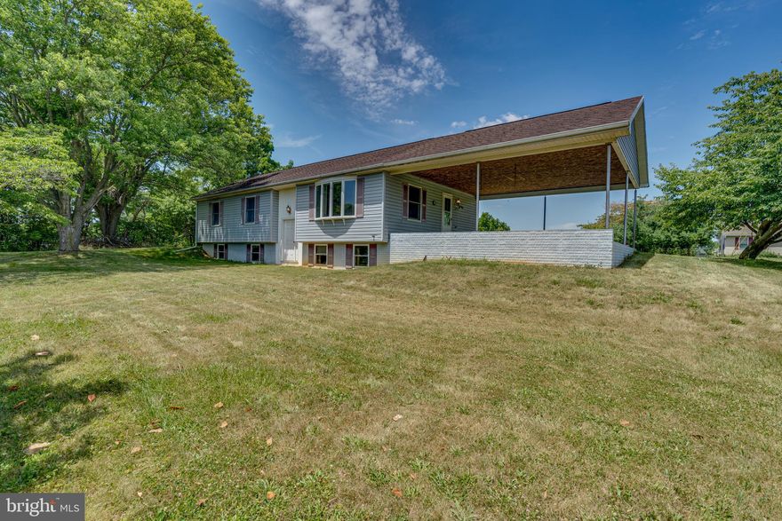 Professional pics coming soon!  
Well loved home on a beautiful lot, quiet street. 3 beds bath, 2 baths, a ton of bonus room in the basement. Close to all of Ranson's amenities, Charles Town too, and Martinsburg. Easy commute to metro area and trains.