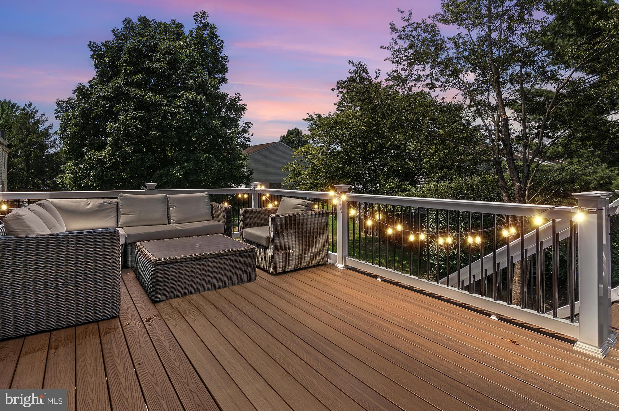 OAK POND - Residential