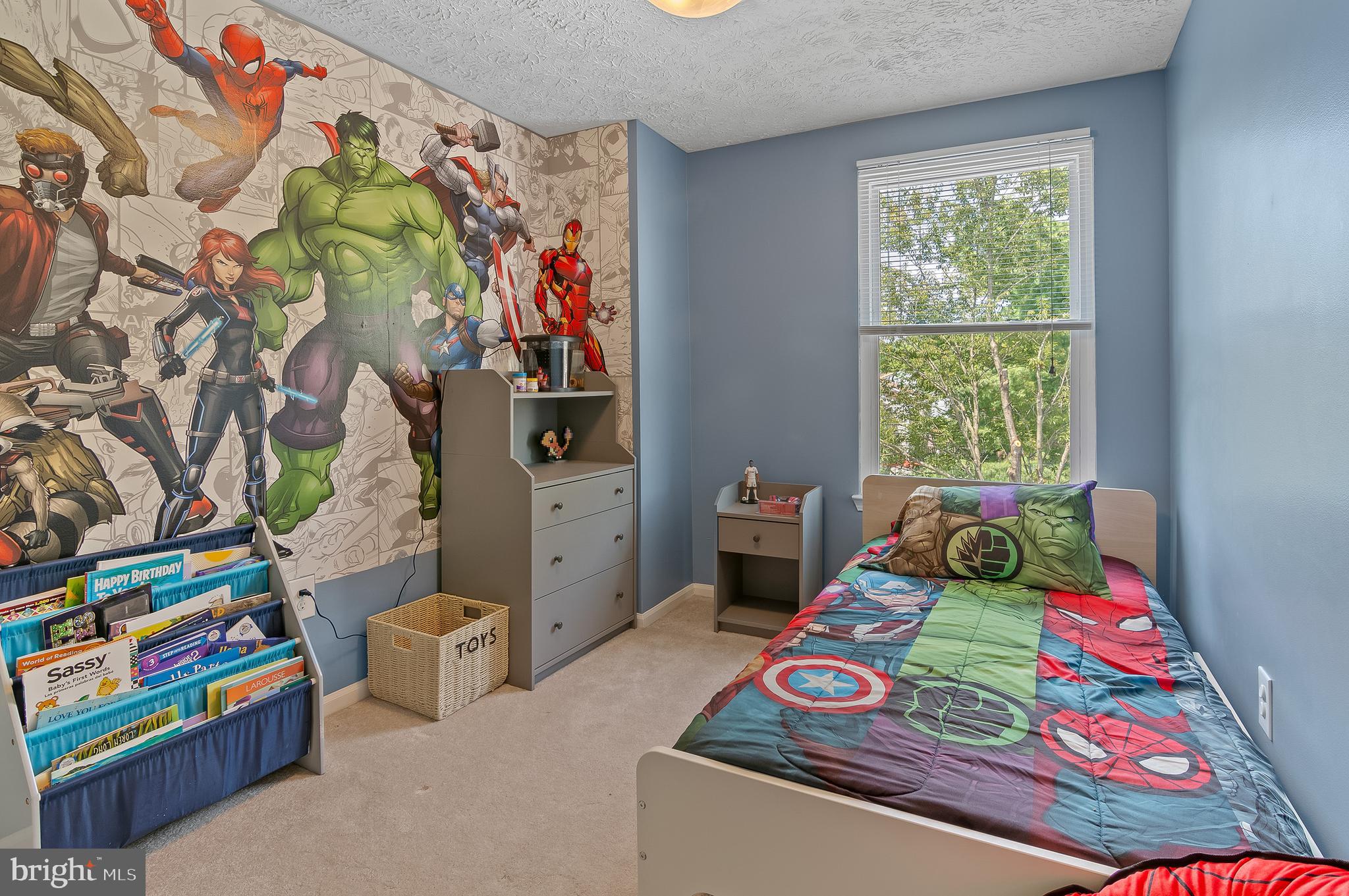 OAK POND - Residential