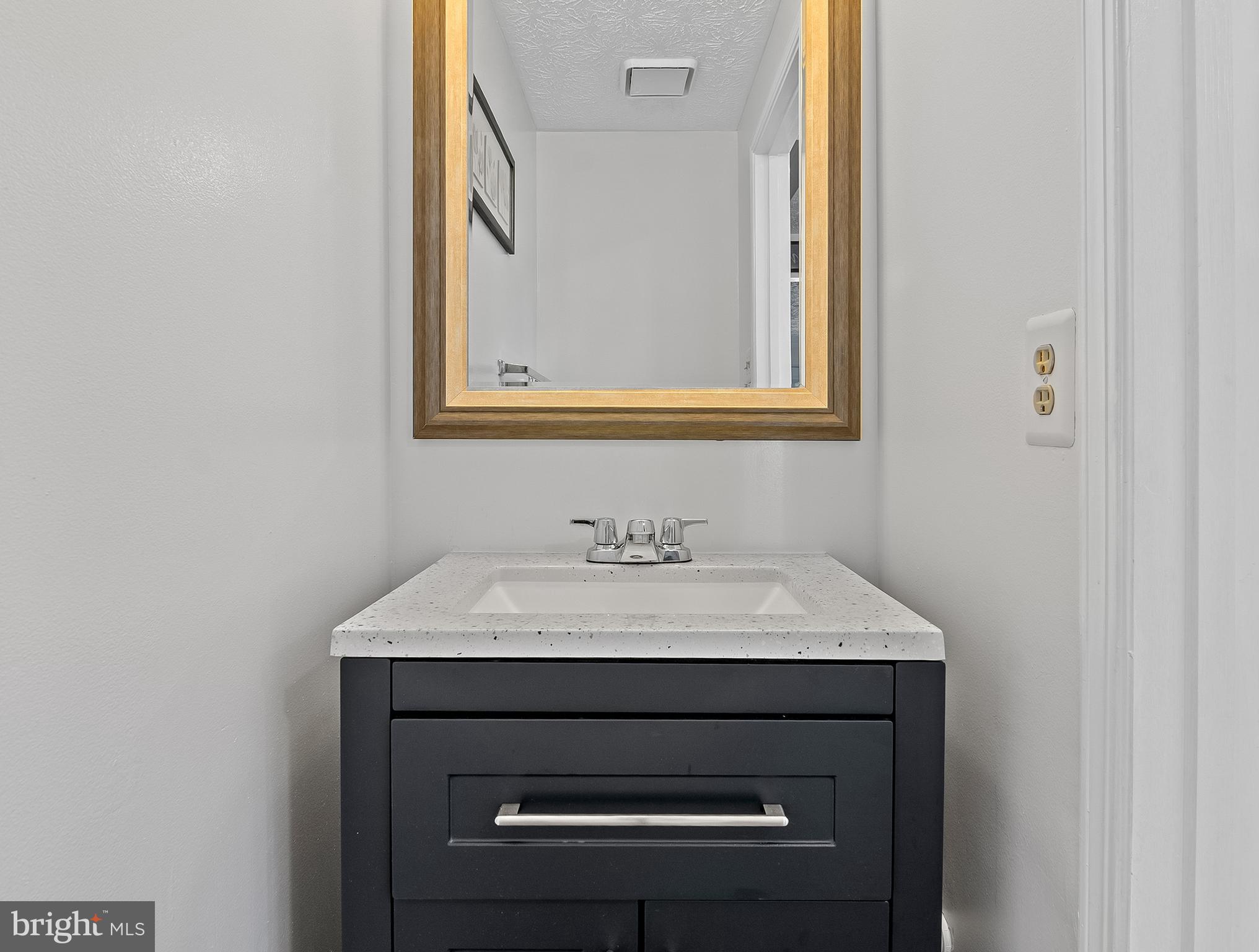 OAK POND - Residential