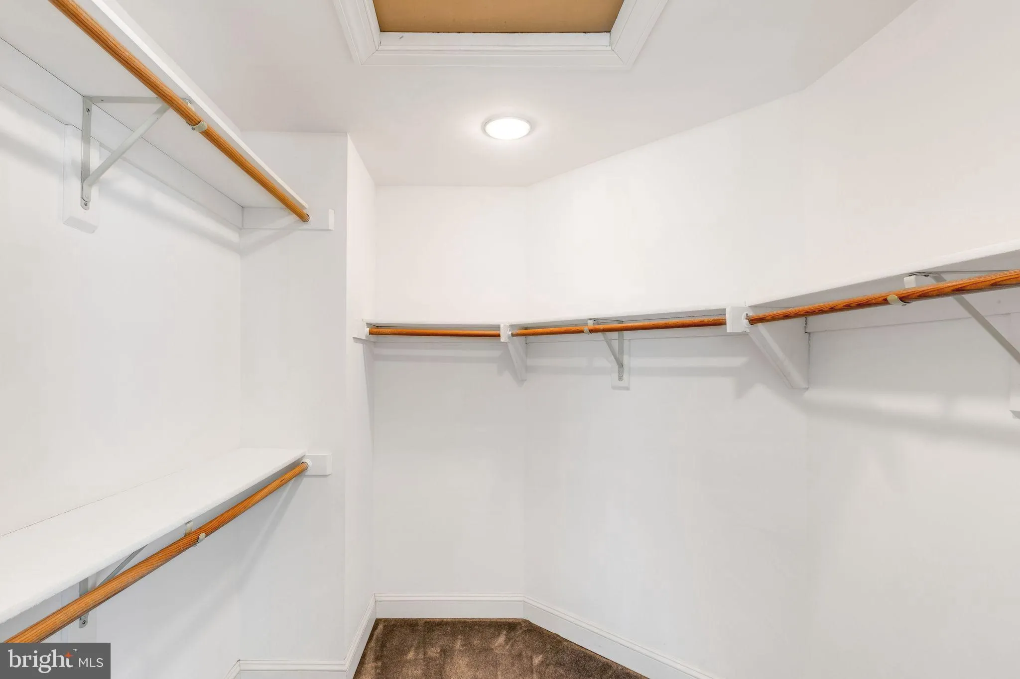 Vienna, Virginia 22182, United States, 5 Bedrooms Bedrooms, ,5 BathroomsBathrooms,Residential,Coming Soon,94961